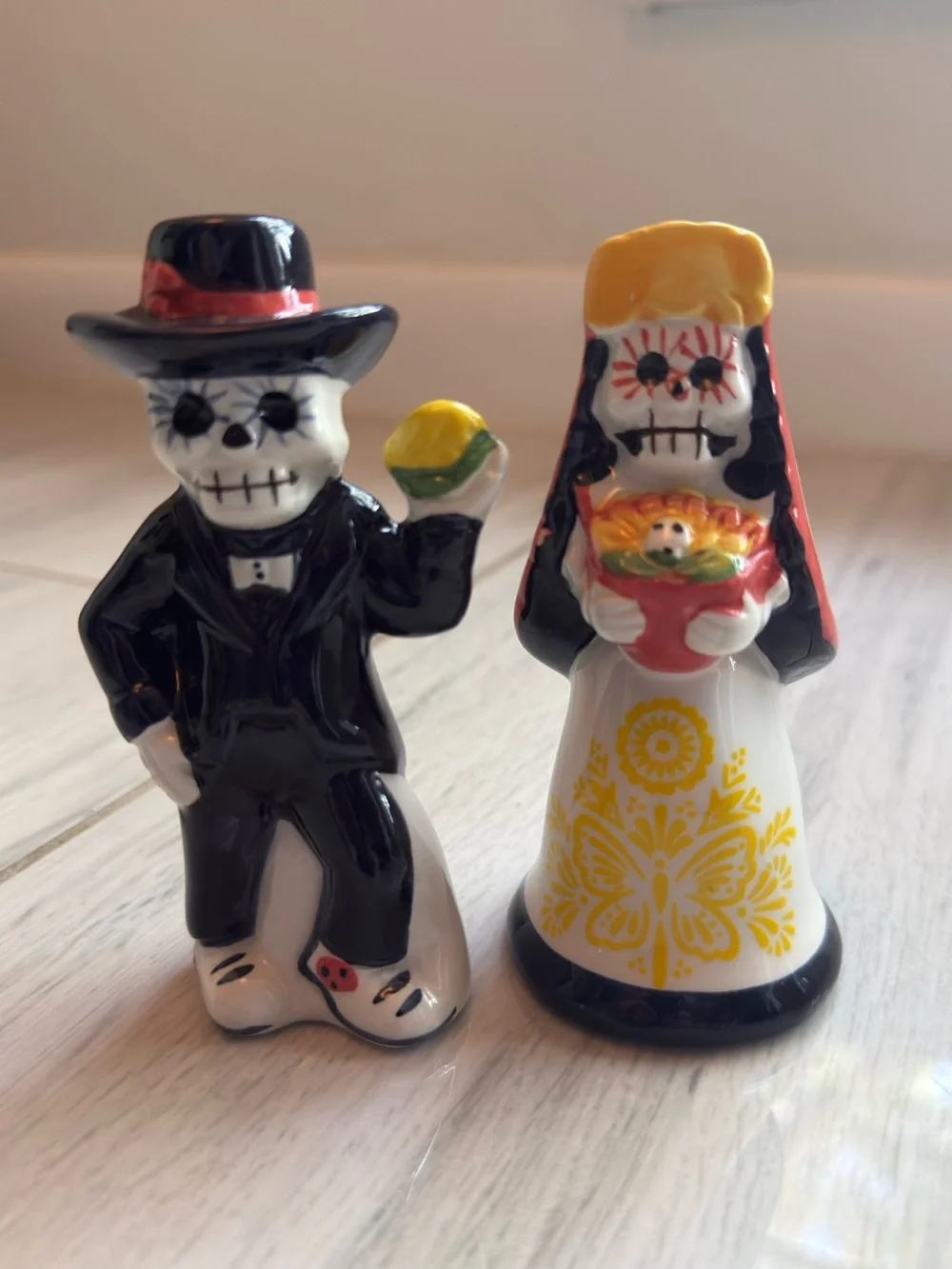 Day Of The Dead Bride Groom Salt Pepper Shaker Set Skeleton Dia De Los Muertos